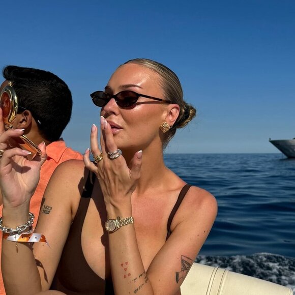 Retro Oval Sunglasses Women Chic Cat Eye 90s Sunnies UV Protection Trendy - Picture 2 of 9